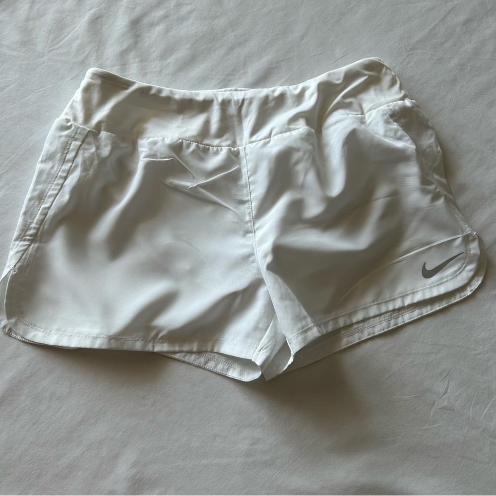 Nike Women's Dri-Fit White Athletic Shorts Size L